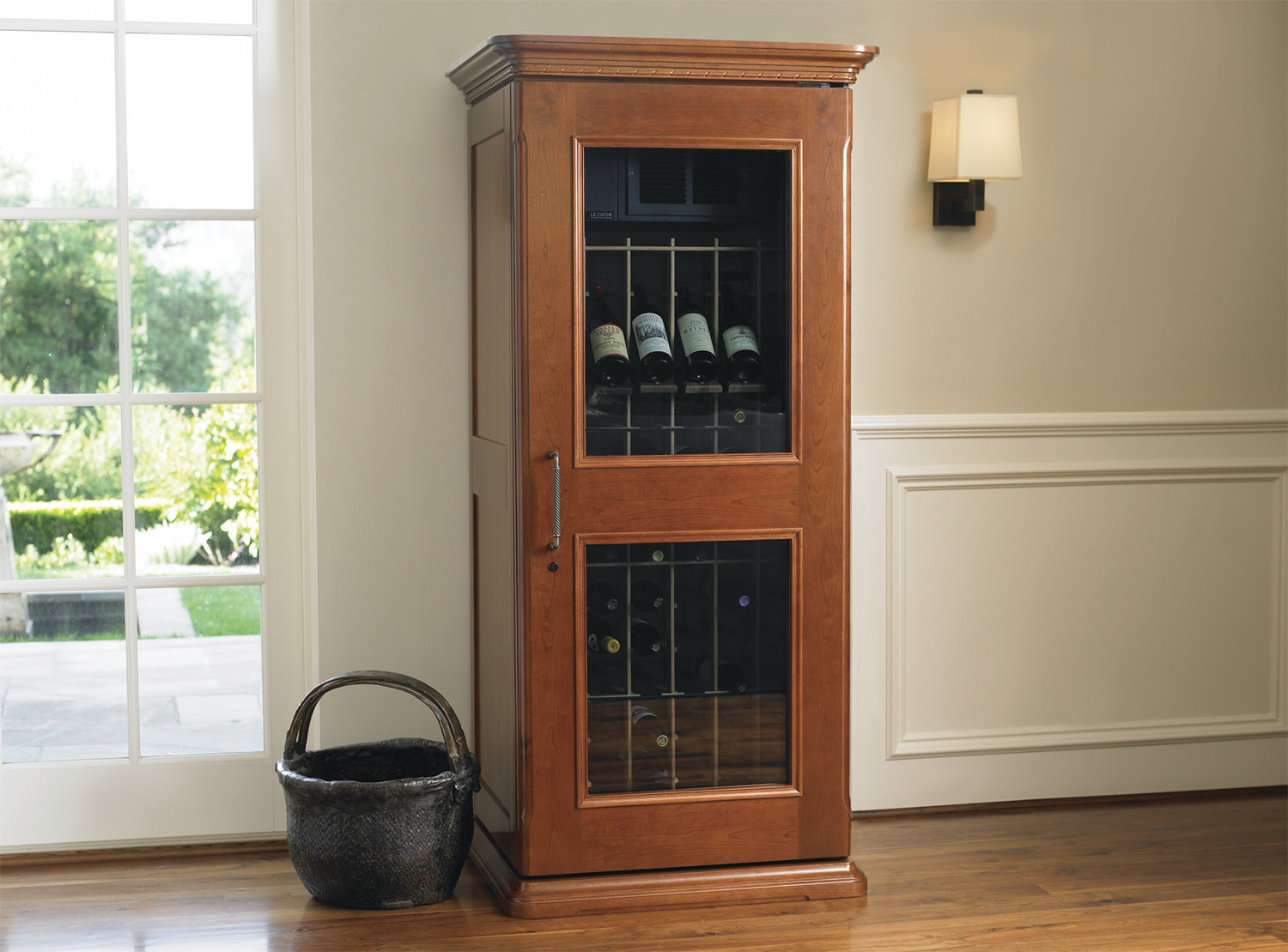 Le Cache Euro Wine Cabinet