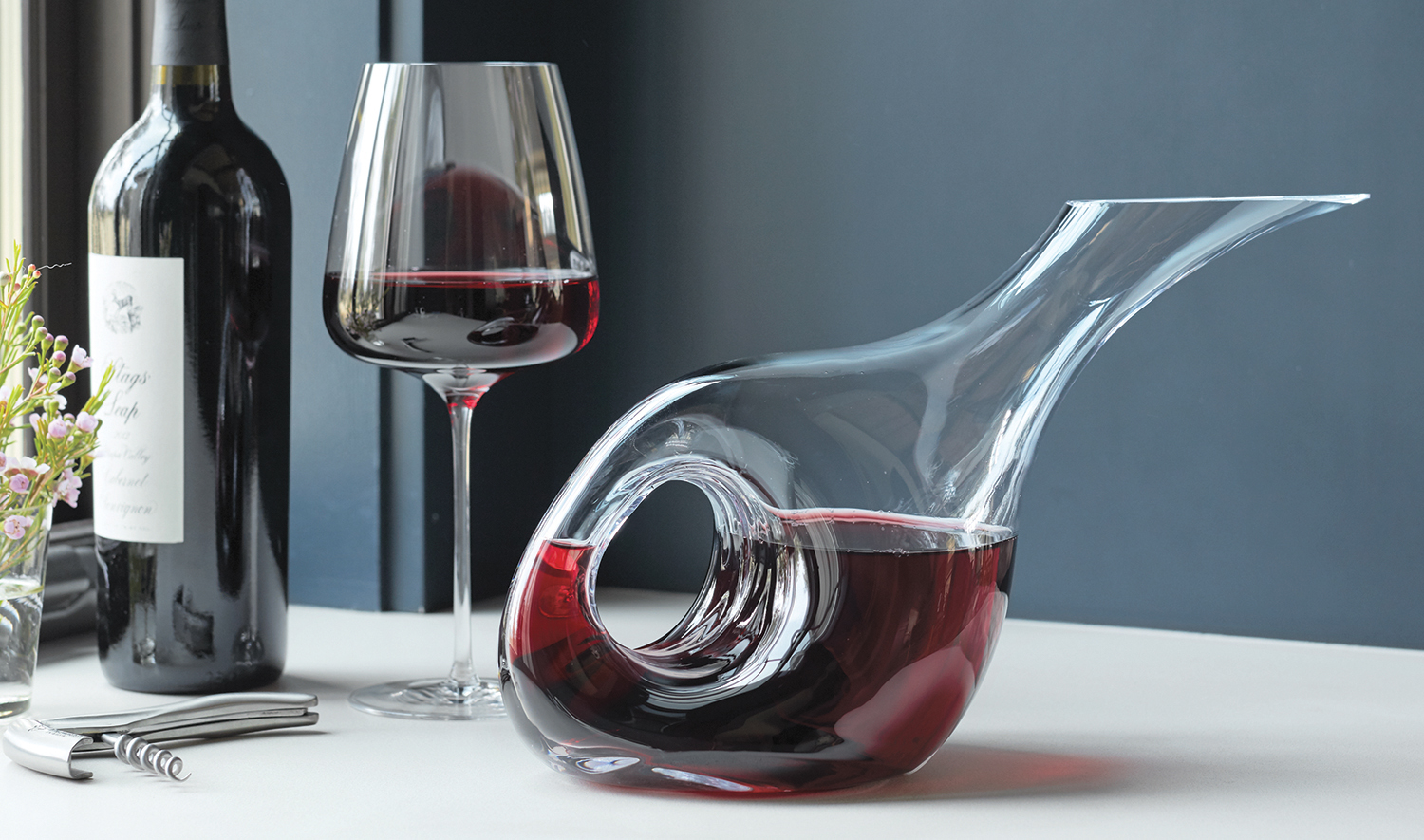 Decanting and Aerating Wine – In Good Taste