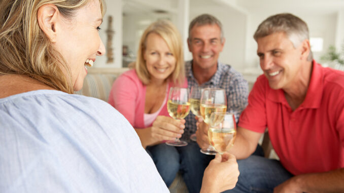 Group Drinking White White Alabrino