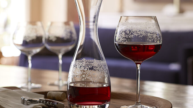 Lucca Burgundy Etched Glasses