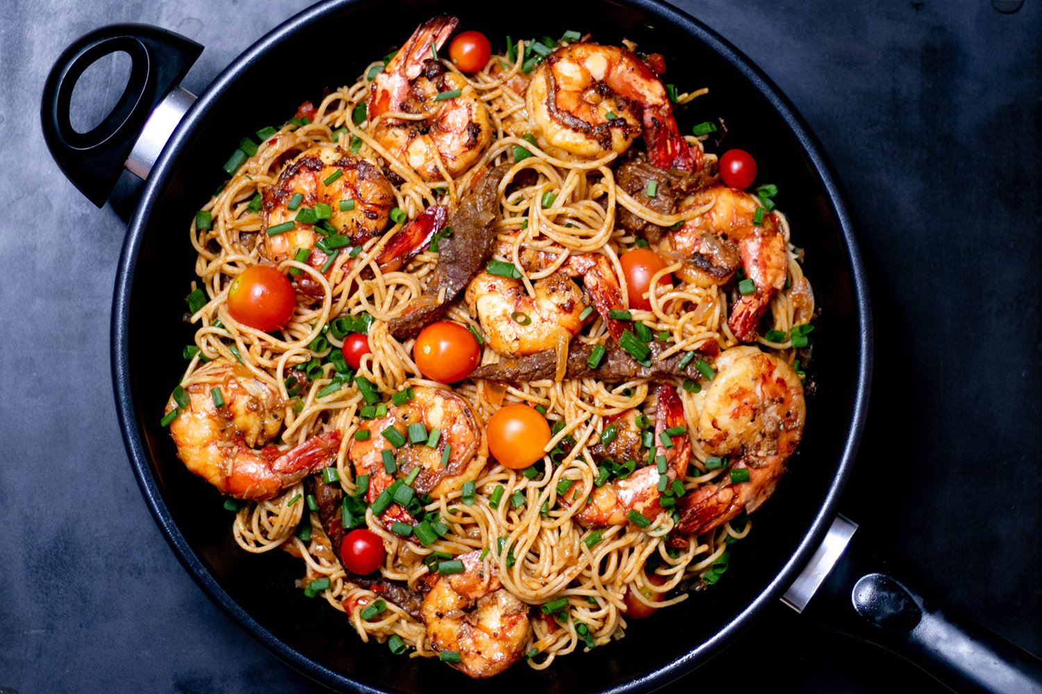Pairing wine with seafood pasta