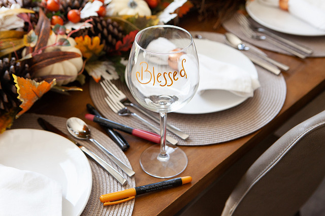 Thanksgiving Table Setting