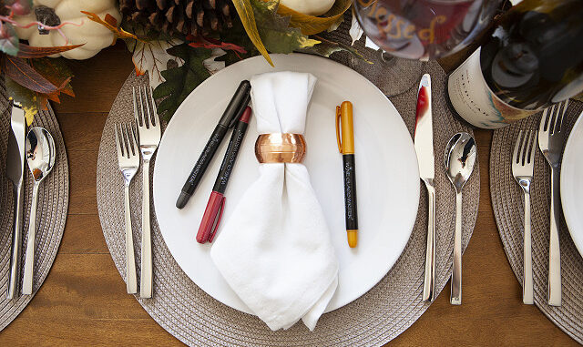 Thanksgiving Table Setting