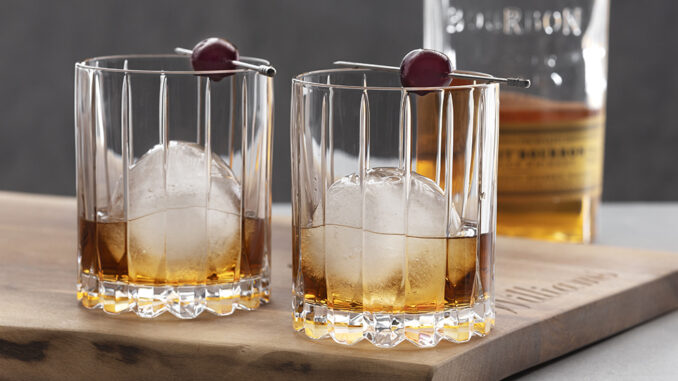 Whiskey Enhancing Oak Tumbler, Whiskey Glasses, Drinking Glasses