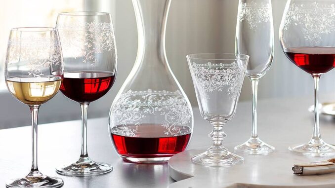 https://blog.iwawine.com/wp-content/uploads/2022/12/SugarContent-Lucca-Glasses-678x381.jpg